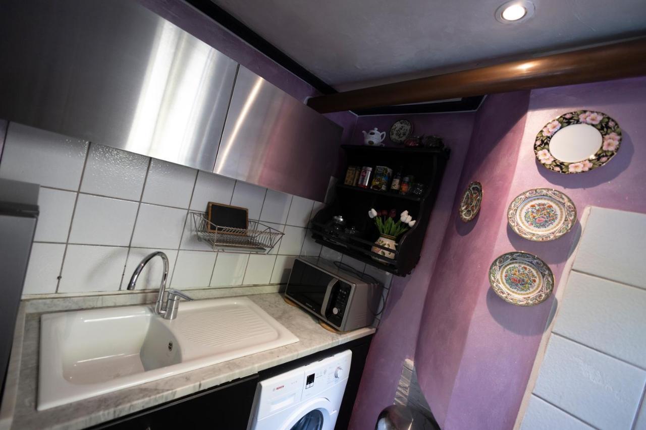 Luxury Piazza Di Spagna Escape With Private Apartamento Roma